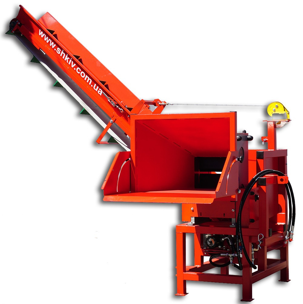 Tocator de crengi pentru tractor TN-180TK3 PRO cu banda transportoare de 3m